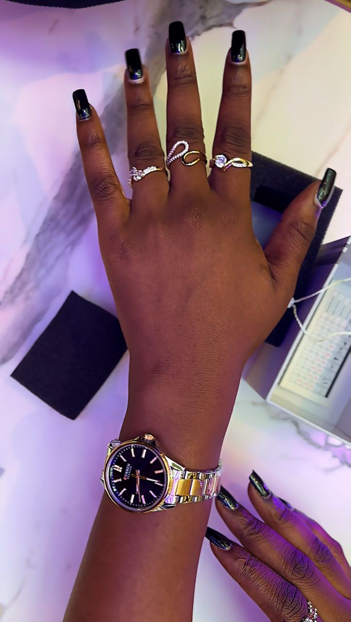 Montre Élégance Or & Argent™ (CURREN)